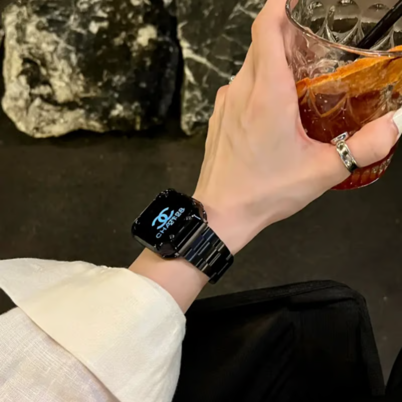 ステンレス アップルウォッチバンド 工具不要で調整可能 apple watchカバー付き guestcase