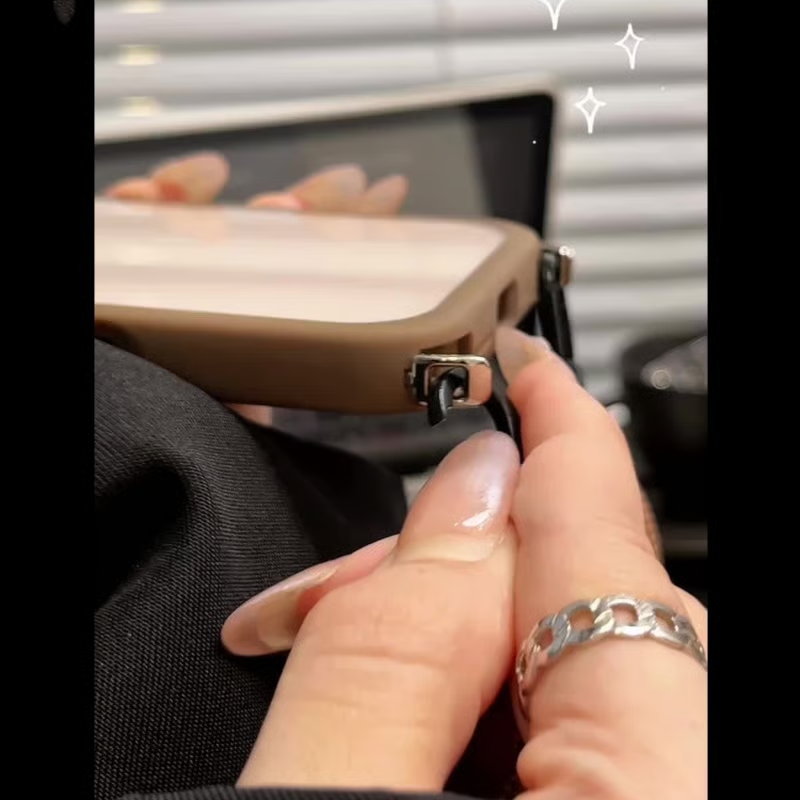 隠しストラップホール付き iphone ショルダーケース クリア 黄ばみにくい GUESTCASE