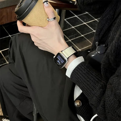 「男女兼用」apple watch series 11 バンド マグネット アップル ウォッチ バンド 革+シリコン guestcase アイボリー 38/40/41/42(Series10/11)mm