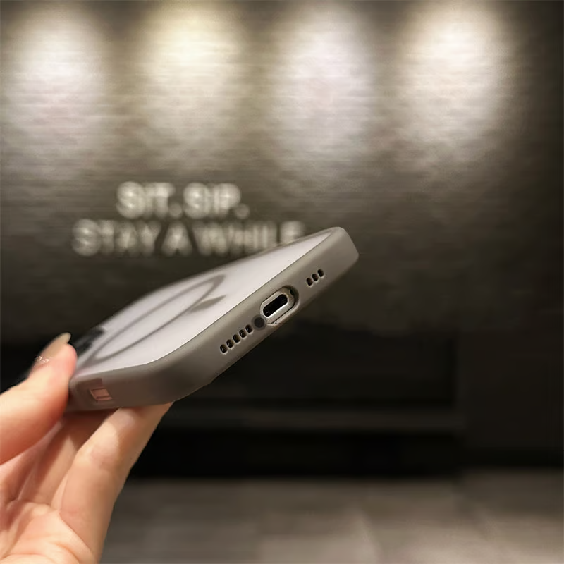 サラサラ感iPhone半透明ケース 滑り止め指紋防止 シンプルiPhoneクリアケース マグセーフ充電 GETCASE