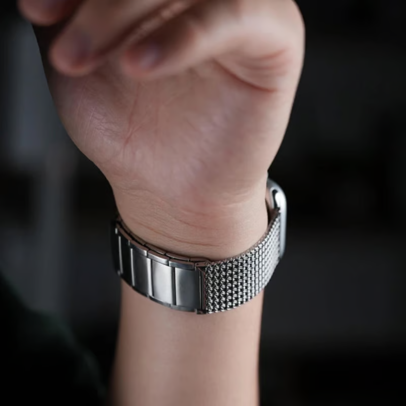 マグネット アップルウォッチバン メッシュデザイン メンズ ビジネス apple watch交換ベルト GETCASE