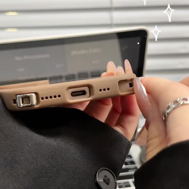 隠しストラップホール付き iphone ショルダーケース クリア 黄ばみにくい GUESTCASE
