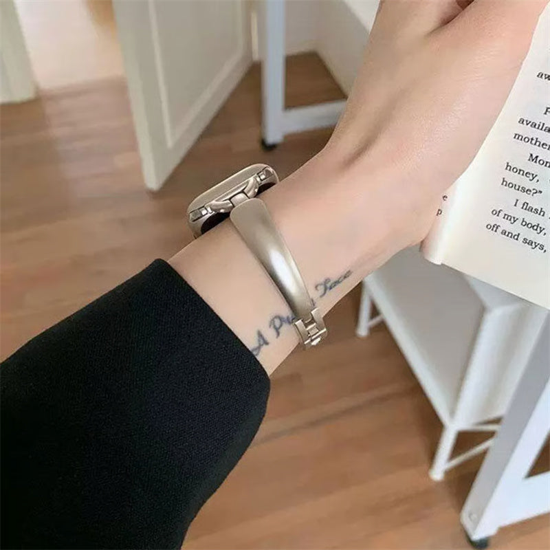 アップルウォッチ バンド 女性 人気 apple watch バンド ブレスレット guestcase