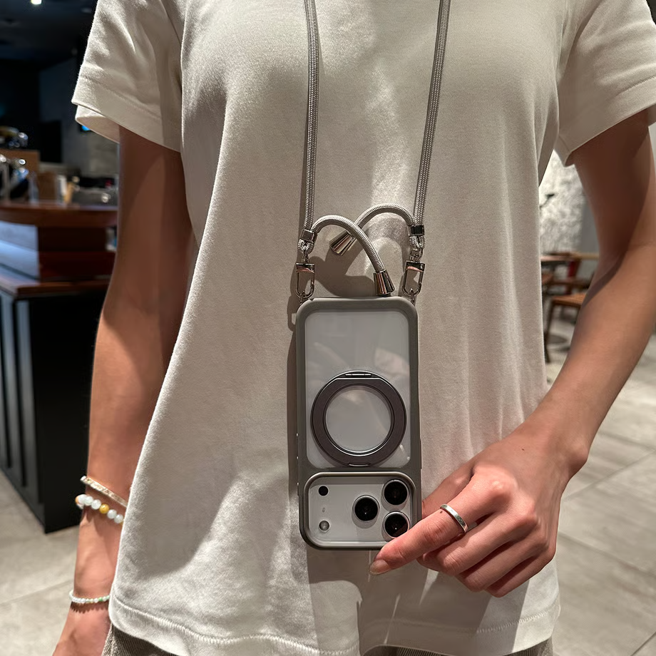 隠れストラップホルダー付きiPhone17/17proケース マグスタンドiPhone透明ケース magsafe対応 GETCASE